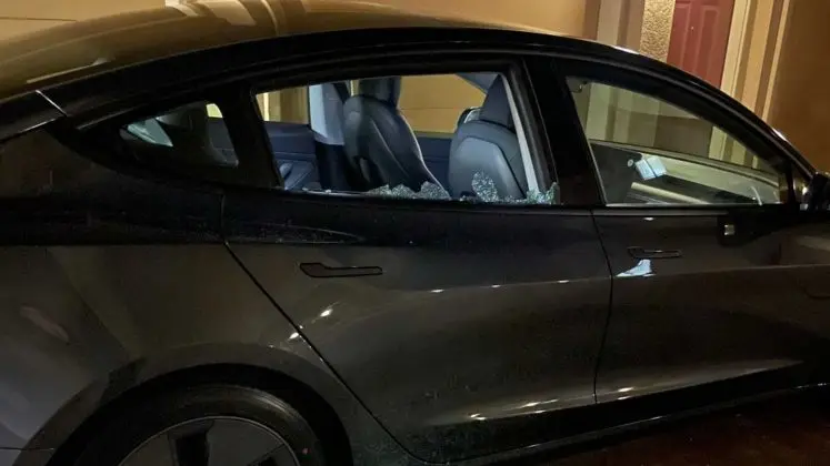 Tesla Model 3 Glass Break