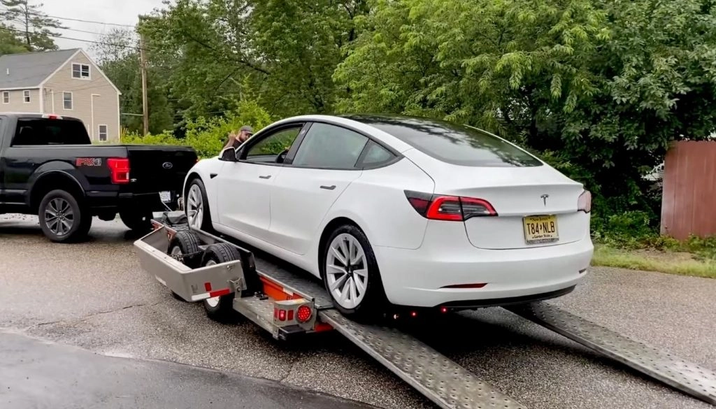 Tesla Asked A Customer $16,000 for Repair