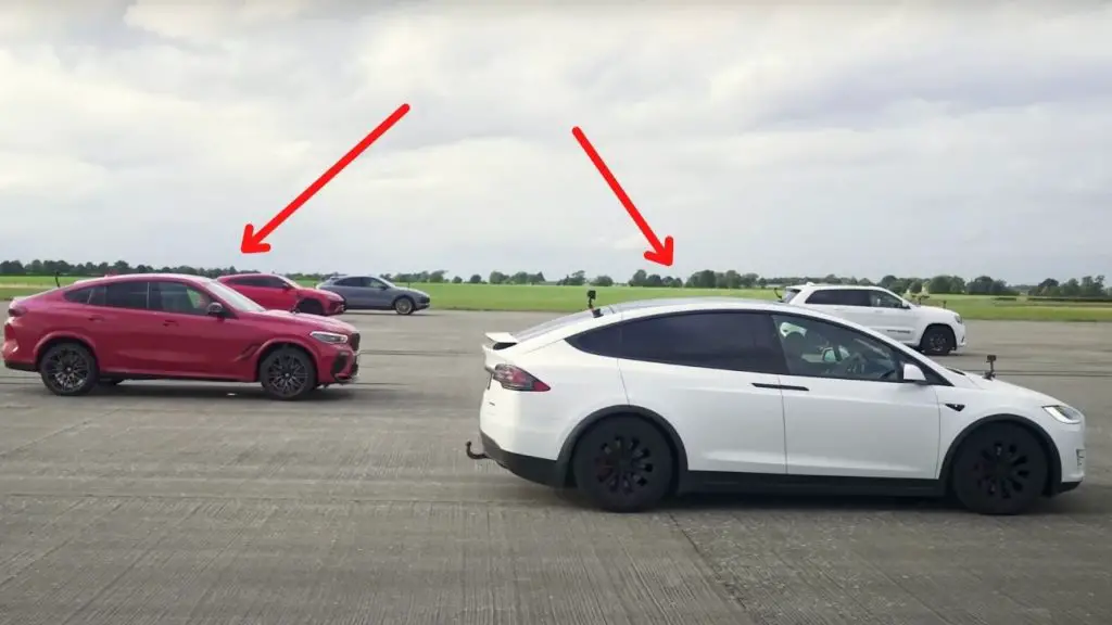 Tesla Model X vs Lamborghini Urus vs Porsche Turbo GT vs BMW X6 vs Jeep Trackhawk
