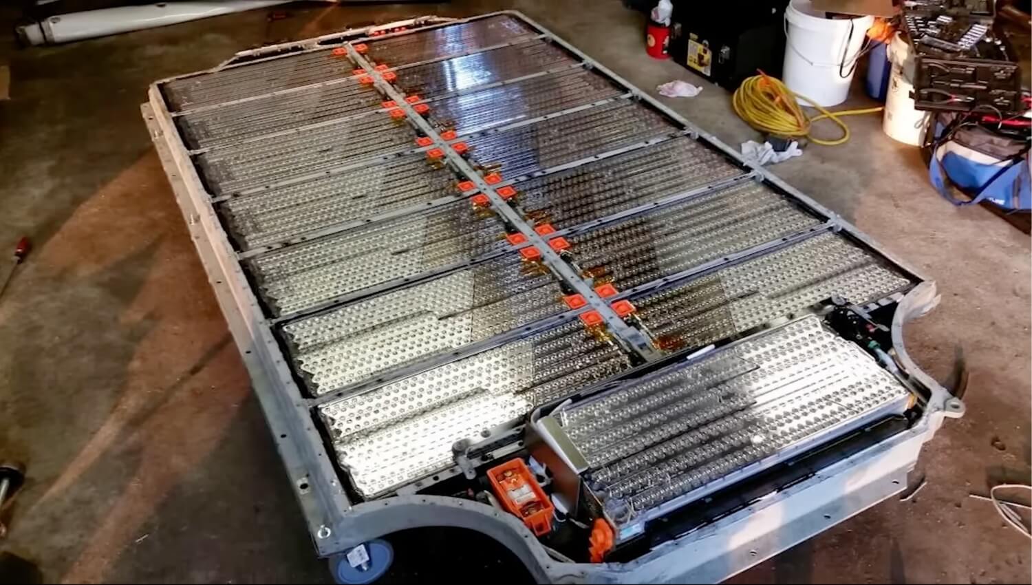 Tesla Model S Battery