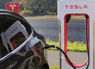 Trump Cuts Fuel Economy Targets Handing Big Win to Oil And Undercuts EVs Gas vs Electric Car Cost per Mile