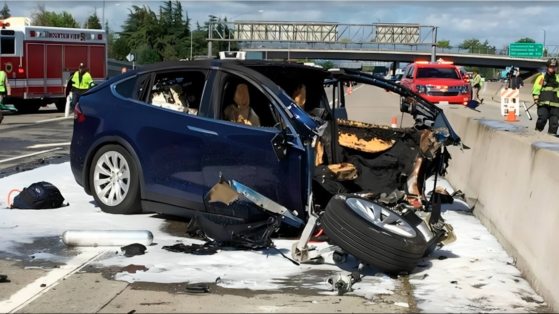 Tesla Model X Autopilot Crash