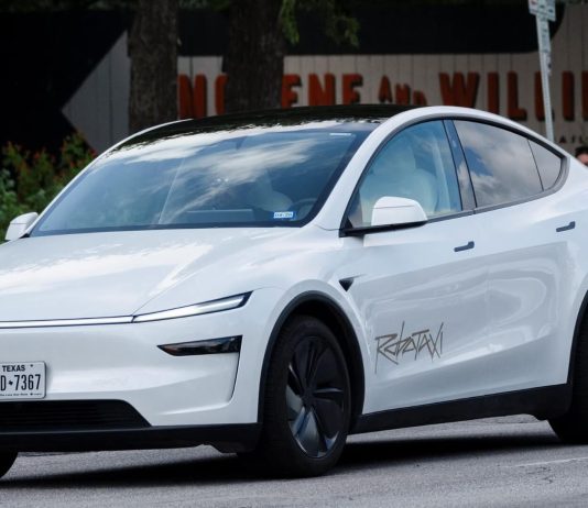 Tesla to Roll Out Robotaxi Service in Five U.S. Cities as Safety Drivers Phase Out Tesla Robotaxis Caught Driving Without Driver