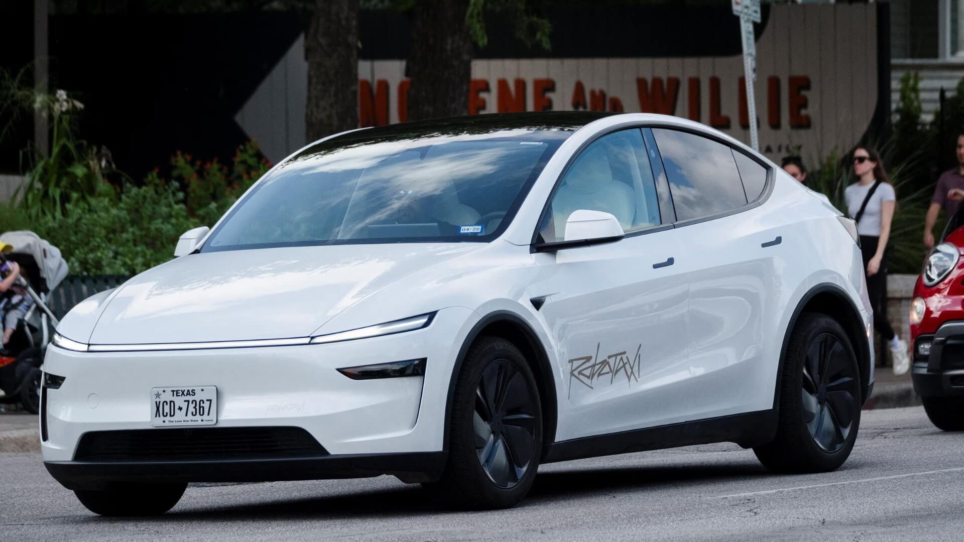 Tesla Robotaxis Caught Driving Without Driver
