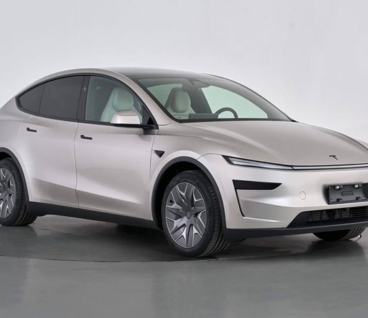 Tesla Set to Bring Back 7-Seater Model Y Premium AWD in Upcoming Launch Model Y L