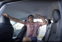 Low-Cost Tesla Model Y Comes With Glass Roof but Hides It Under a Fabric Cover Low-Cost Tesla Model Y Comes With Glass Roof