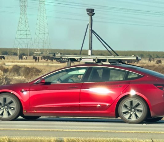 Tesla Model 3 Equipped with FSD Sensors Spotted in Buttonwillow California Model 3 Equipped with FSD Sensors Spotted